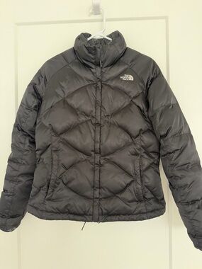 The North Face Women's Black Insulated Puffer Coat
